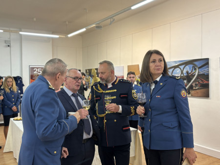 25th anniversary of the founding of the Fire Rescue Service of the Czech Republic - foto 15