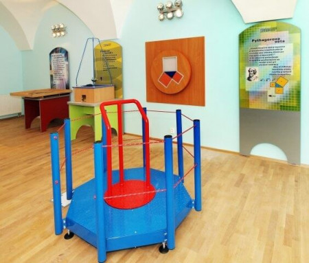Vedecko-technické centrum pre deti a mládež - foto 2