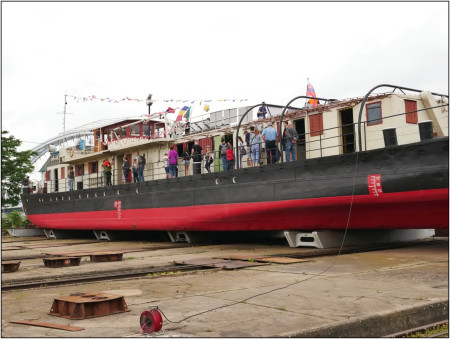 Tour tugboat Šturec - foto 6