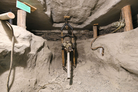 Sídelná budova v Košiciach - foto 3