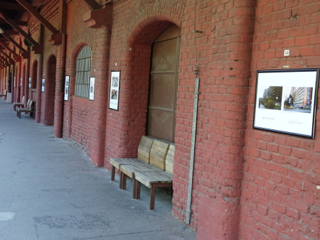 VLAK V MESTE - foto 6