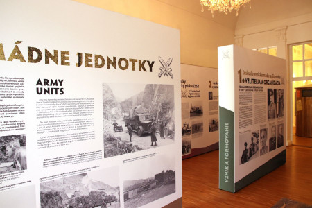 Armáda v povstaní - foto 4