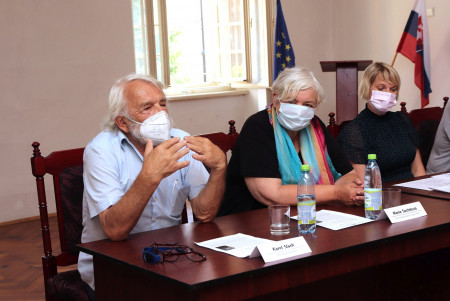 Double exhibition -  Legendárni fotografi z Tábora - foto 2