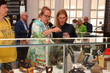 Among Us Irons - foto 14