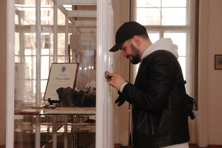  Pri mikrofóne Gabo Zelenay - foto 6