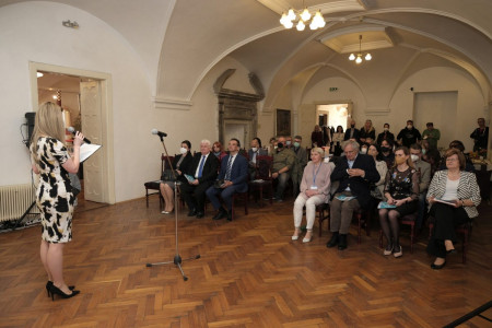 Tvoj pokojný spánok patrí inému - foto 1